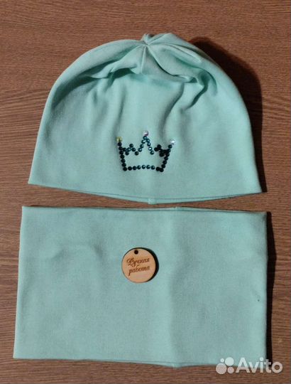 Комплект на весну шапочки + снуд
