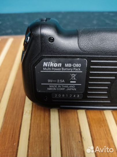 Батарейный блок Nikon D80 D90
