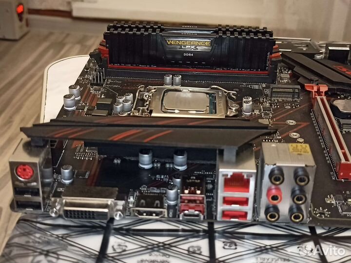 I7 8700/Z390/16GB DDR4