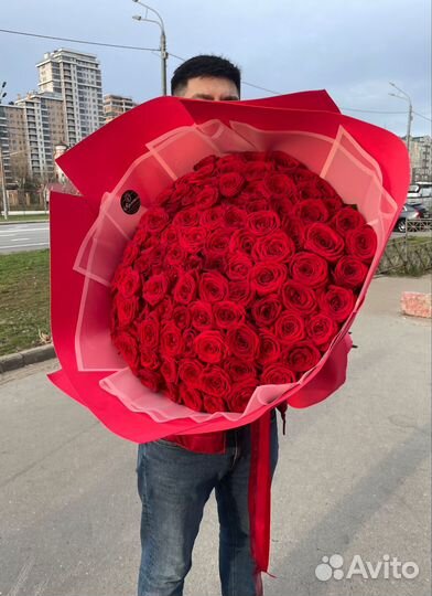 Розы красные высокие 70 см