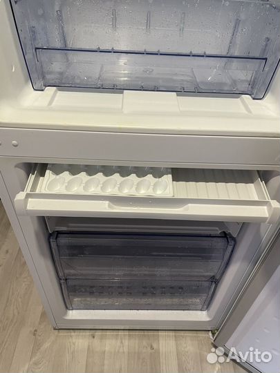Холодильник Beko