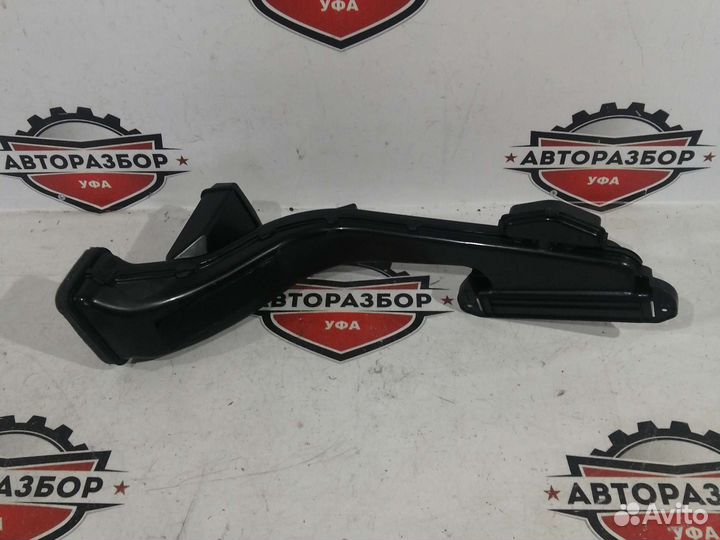 Воздухозаборник передний toyota camry 70