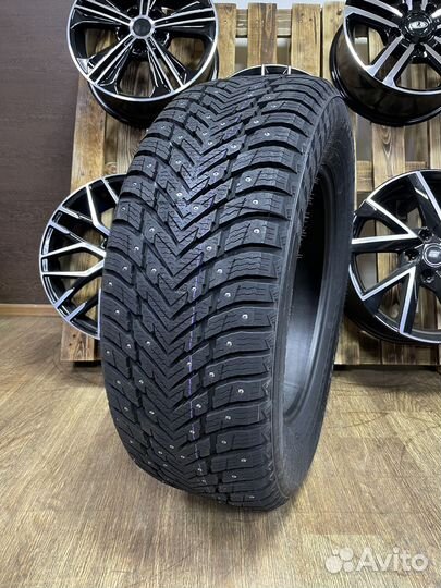 Nokian Tyres Hakkapeliitta 10p 235/45 R17 97T
