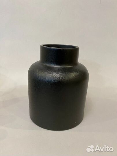 Ваза черная