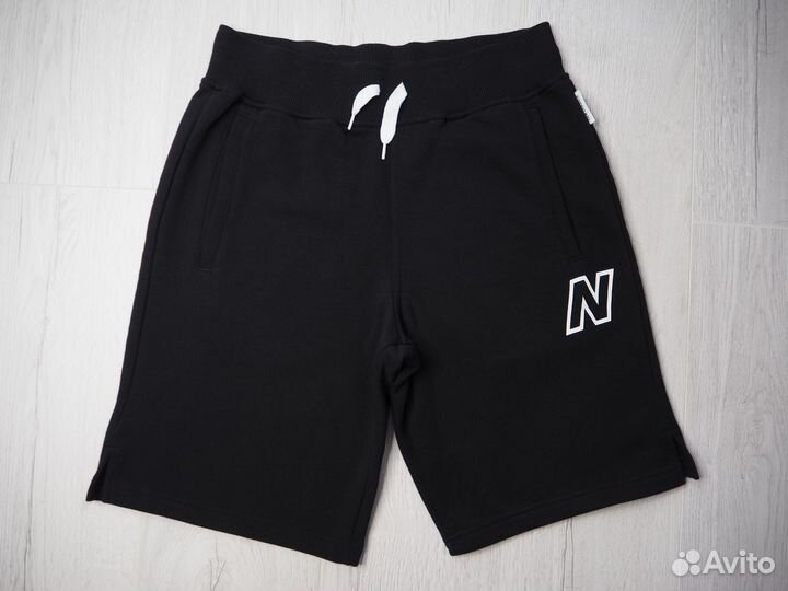 Новые шорты New Balance. (M)