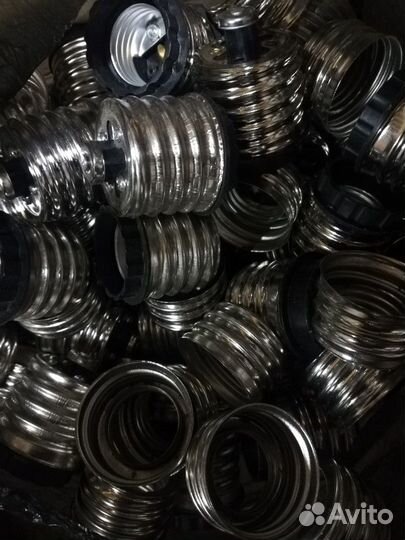 Переходник для цоколя Е27 в патрон Е40