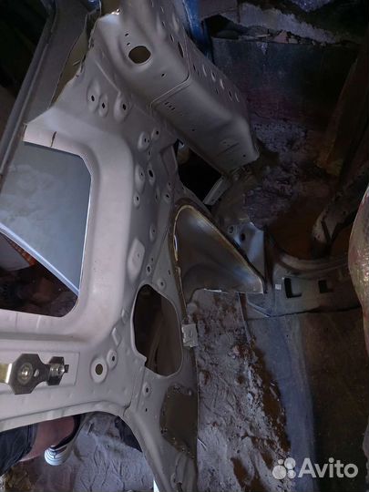 Крыло с аркой T32