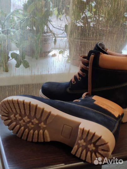 Ботинки женские 37 размер