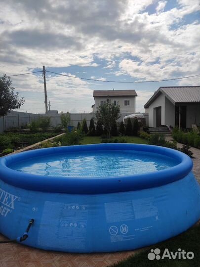 Надувной бассейн intex