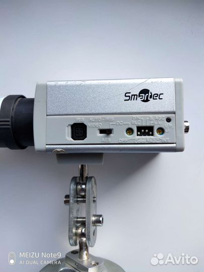 Камера видеонаблюдения