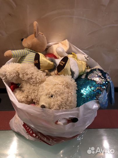 Пакет с мягкими игрушками