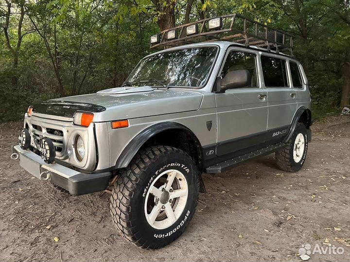 LADA 4x4 (Нива) 1.7 МТ, 2012, 176 000 км