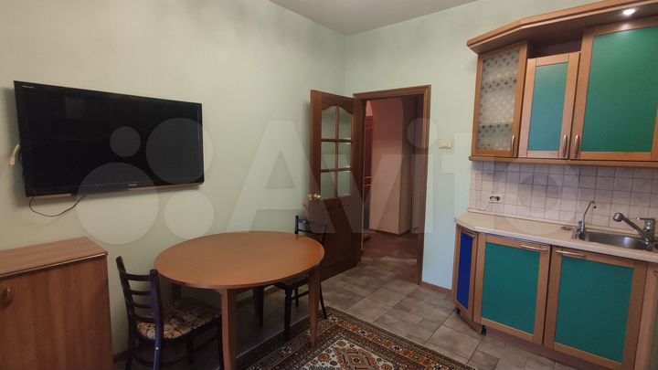 2-к. квартира, 70 м², 5/14 эт.
