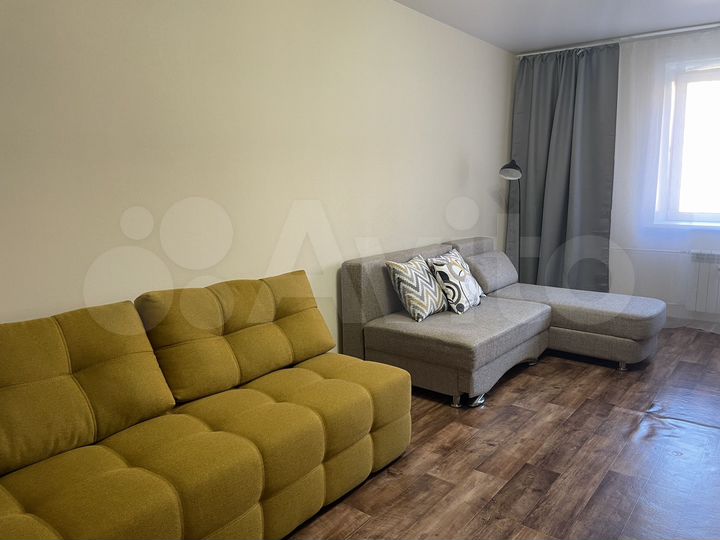 2-к. квартира, 74 м², 4/8 эт.
