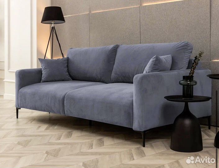 Диван раскладной прямой на ножках