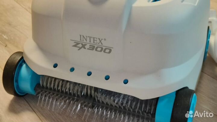 Робот-пылесос для бассейна Intex ZX300
