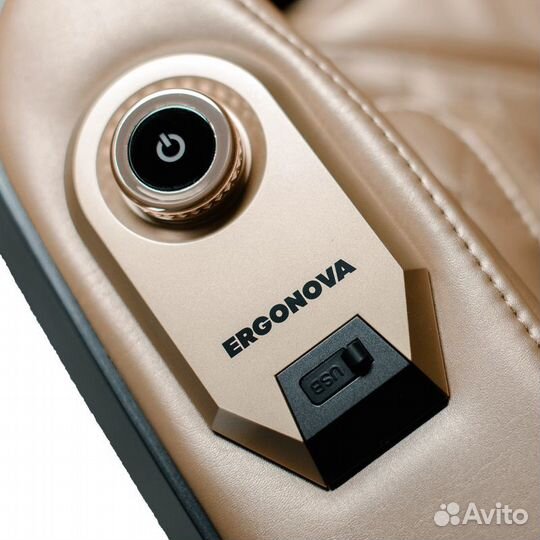 Массажное кресло Ergonova RoboTouch JE