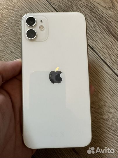 Телефон iPhone 11 128 gb