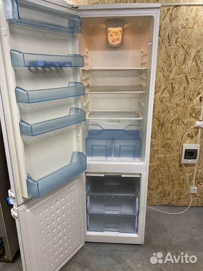 Холодильник Beko 2 метра