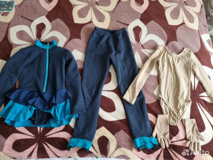 Костюм для фигурного катания и термокупальник 116