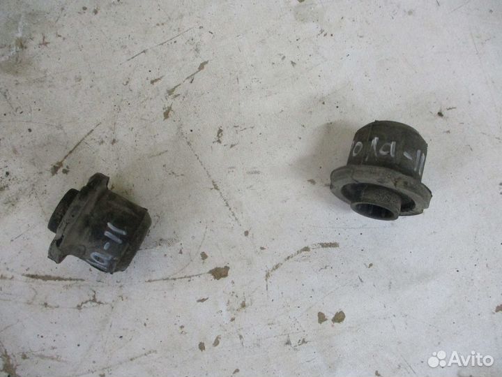 Подушки радиатора Тойота Королла E-150