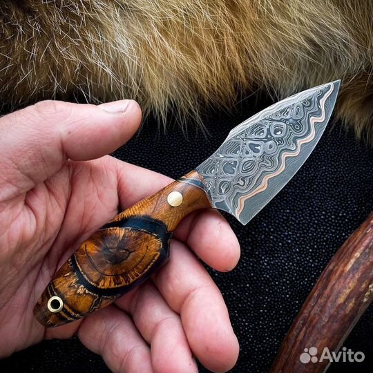 Шейный нож “Геккон” ручной работы