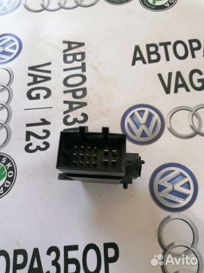 Блок подогрева сидений Шкода Рапид