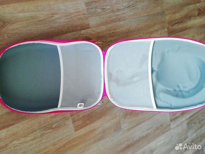 Детский чемодан на колесиках