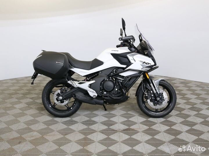 Cfmoto 700MT (ABS)