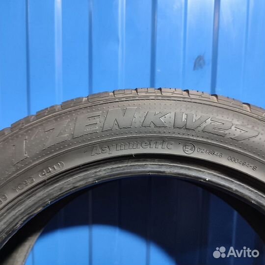 Kumho I'Zen KW27 215/55 R17