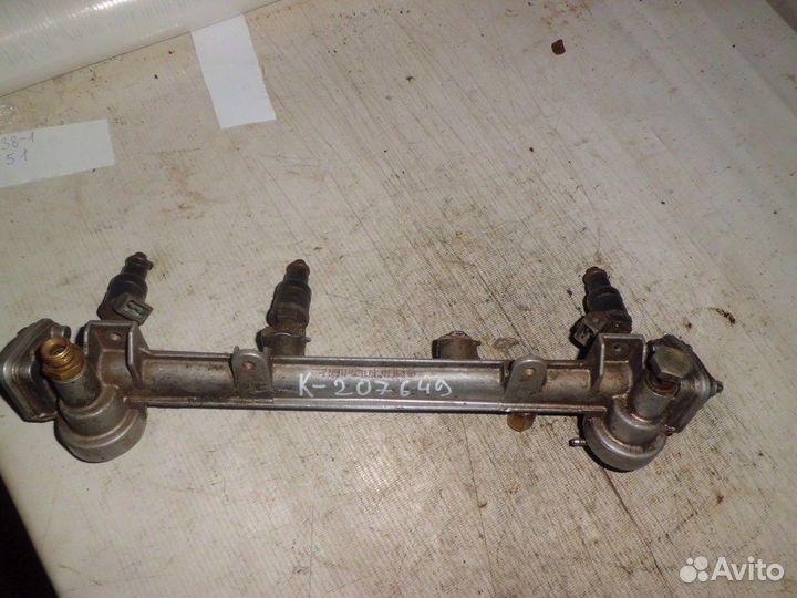 Рейка топливная (рампа) (Mercedes-Benz C-class)