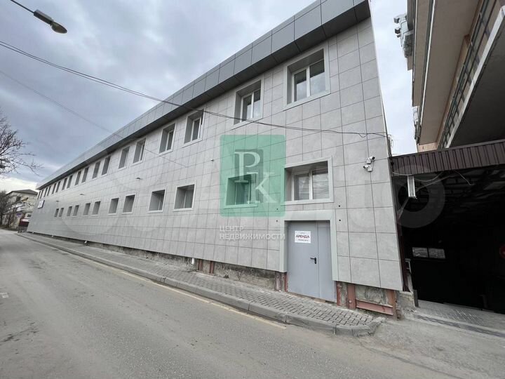 Помещение 600 м2 рядом с ТЦ в Симферополе