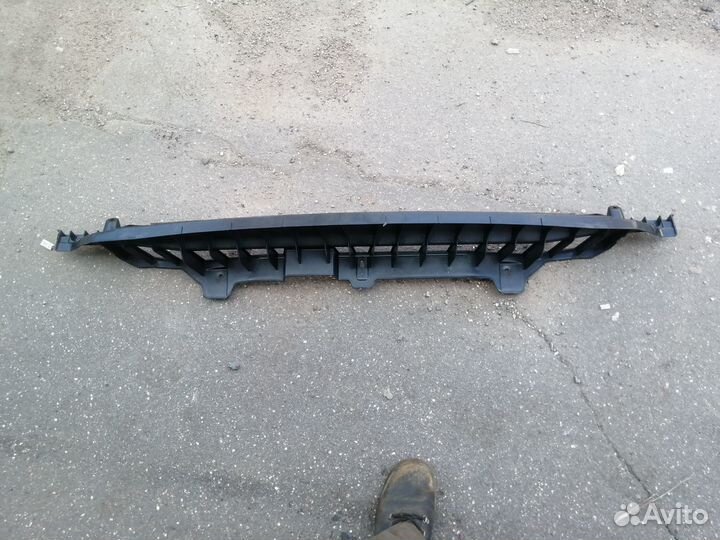 Кронштейн заднего бампера цент Range Rover Sport 2