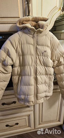 Пуховик nike двухсторонний S-M