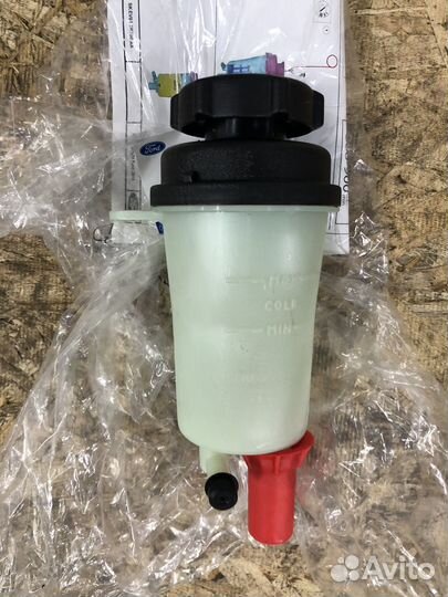 Бачок гур Форд Фокус 3 новый оригинал