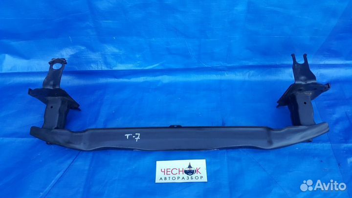 Усилитель балка переднего бампера Touareg