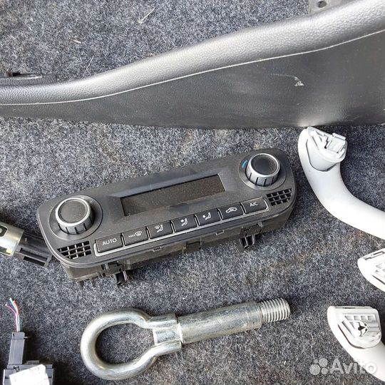 VW Polo 5 седан торпедо 2019 год