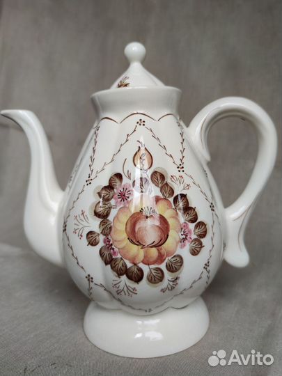 Керамическая фарфоровая посуда набор