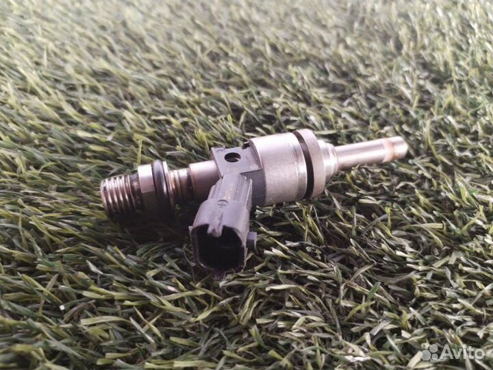 Форсунка топливная Porsche Cayenne 957 M48.01 2009