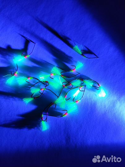 Крючки на корюшку и зубаря