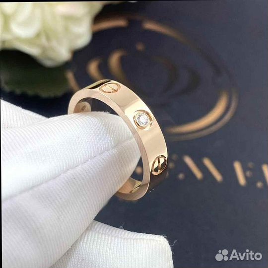 Обручальное кольцо Cartier Love, розовое золото