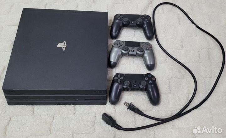 Sony playstation 4 PS4 pro