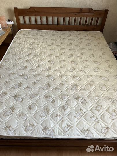 Кровать б/у