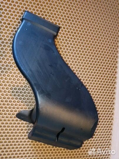 Воздуховод салона Audi A8 D4 long 4.2 cdra 2011