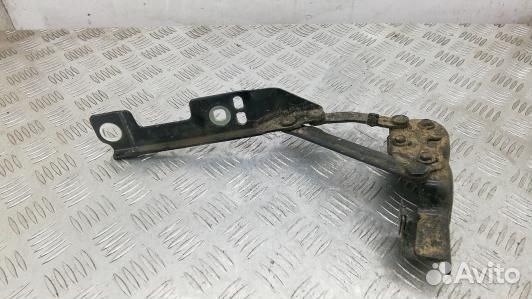 Петля капота opel astra GTC (7MA13D501)