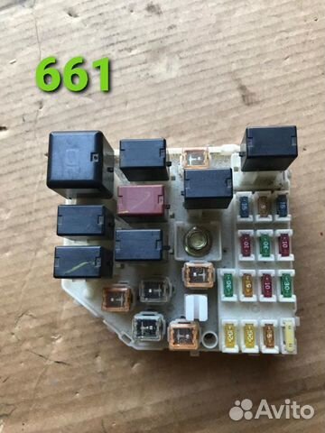 Блок предохранителей Тойота RAV4 2002(661)