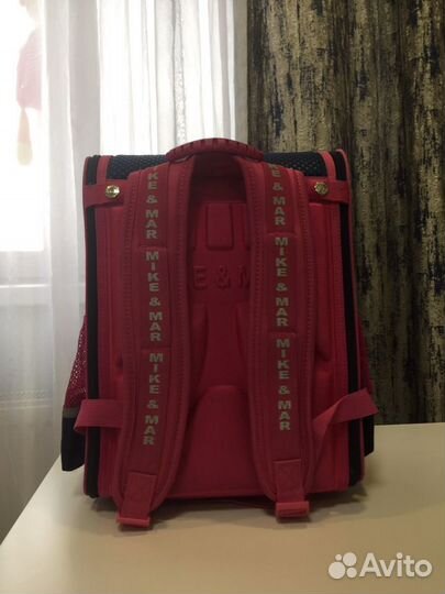 Портфель школьный для девочки