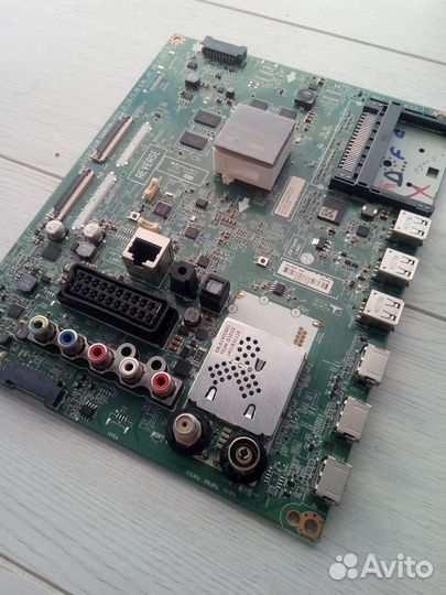 Майн EAX65384003(1.2) от LG 42LB650V