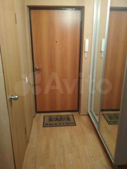 1-к. квартира, 32 м², 1/9 эт.