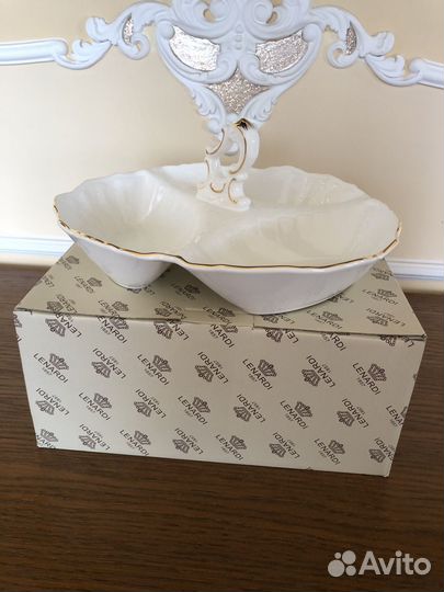 Манежница фарфоровая